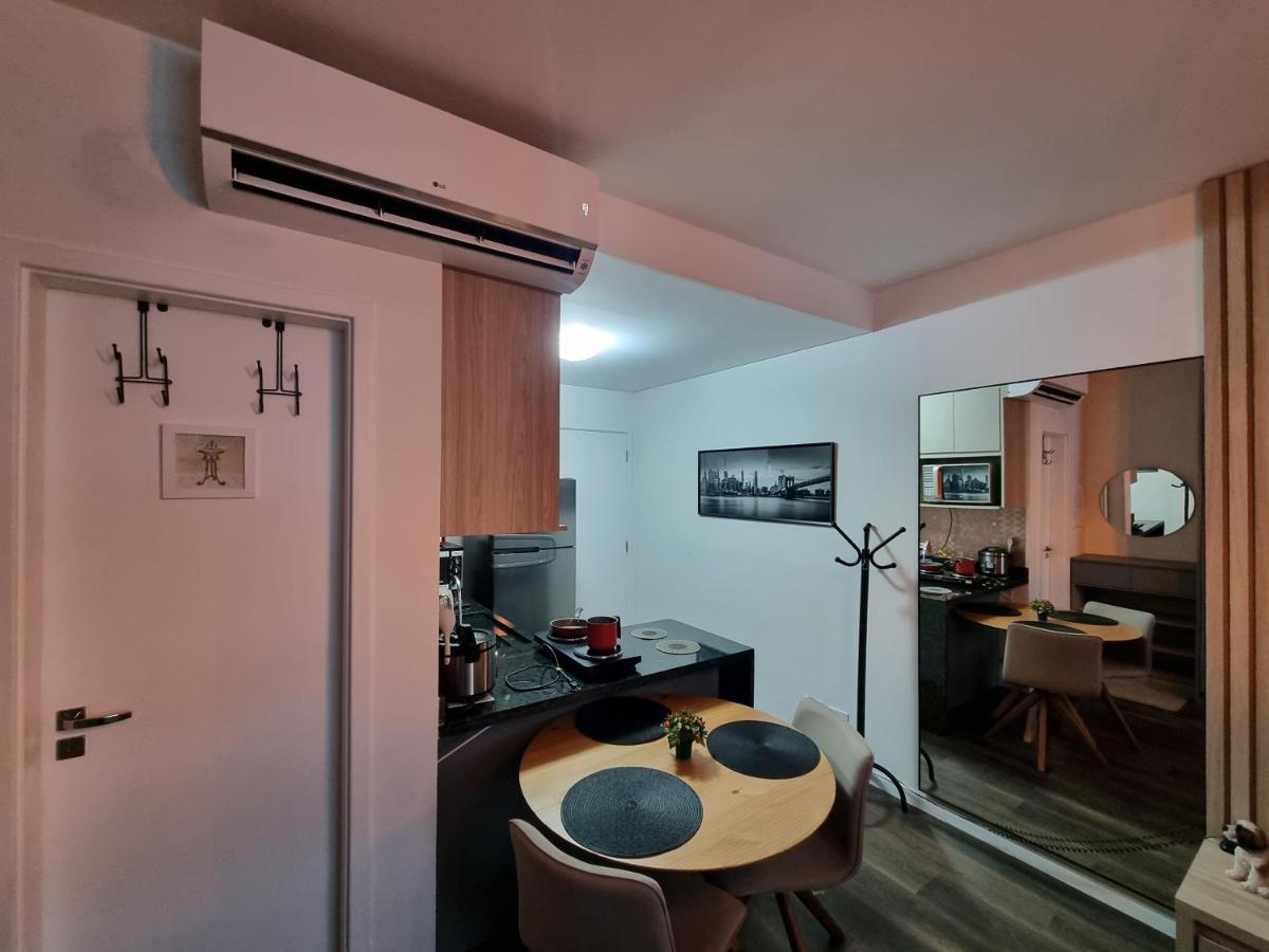 Flat Luxo, Mobiliado C/ Ar, Wi-fi, Pisc. E Academia Barueri